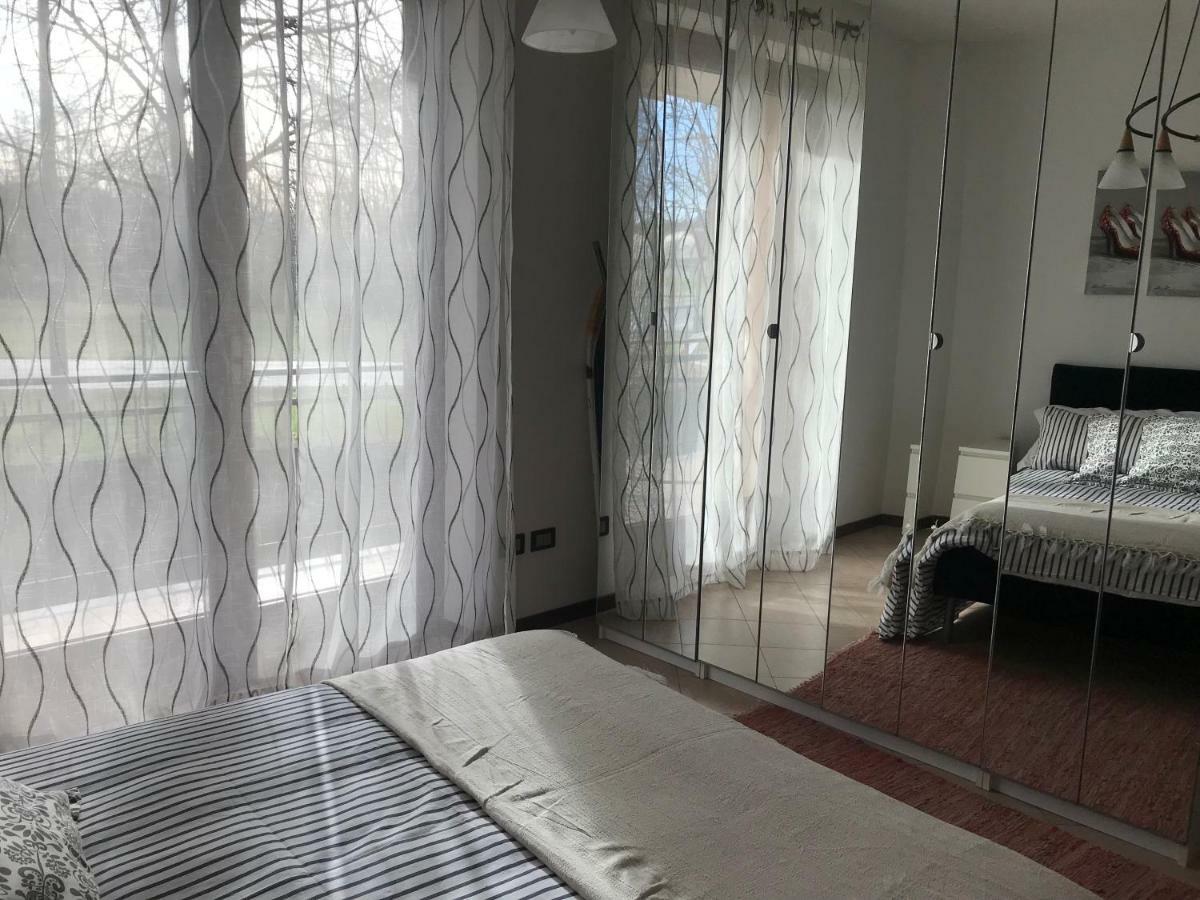 Lakeside Lago Maggiore Monvalle 외부 사진